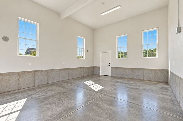 857 Main St, Dighton, MA 02715
