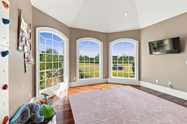857 Main St, Dighton, MA 02715