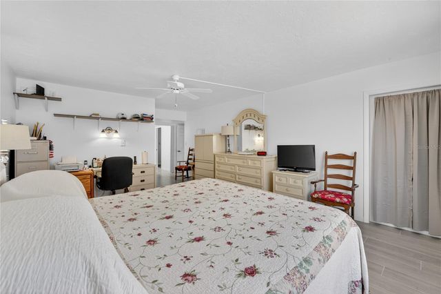 25188 MARION AVENUE E208, Punta Gorda, FL 33950