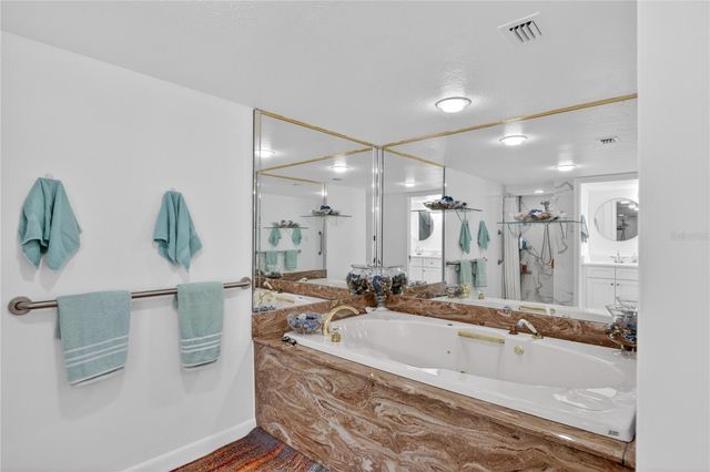 25188 MARION AVENUE E208, Punta Gorda, FL 33950