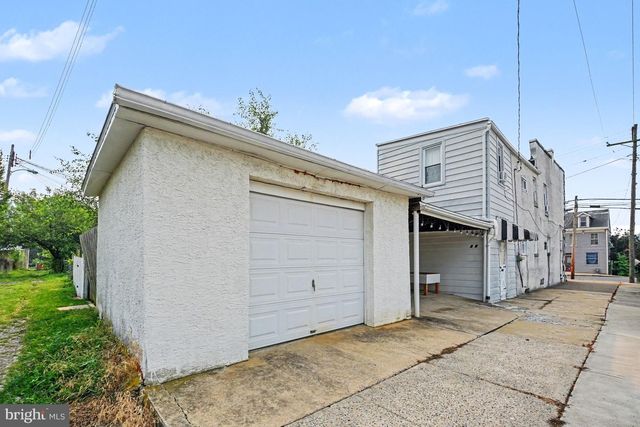229 UPLAND AVE, Reading, PA 19611