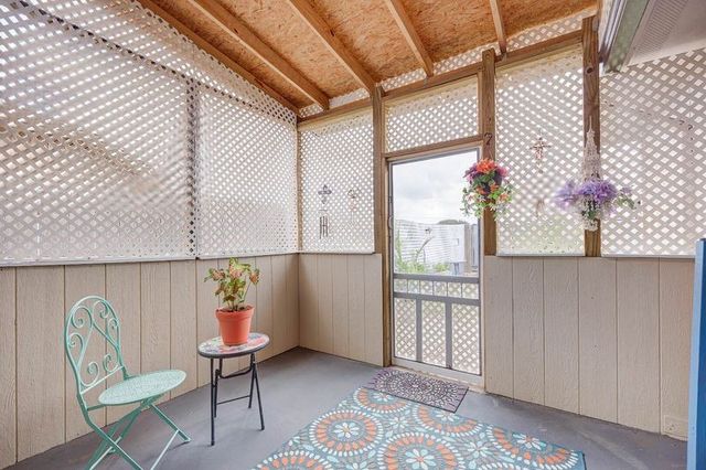 6113 Choctaw Dr, Corpus Christi, TX 78415