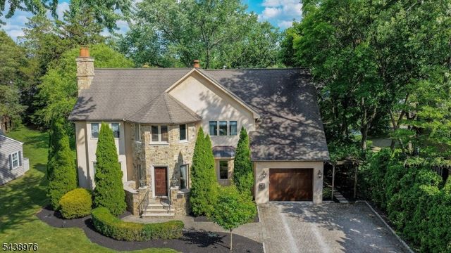 2 Estelle Pl, Cranford Twp., NJ 07016