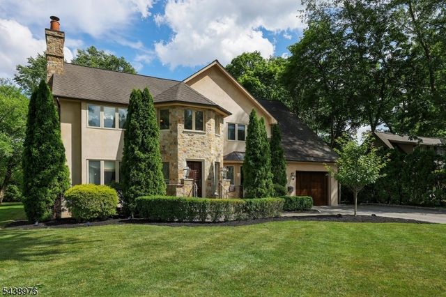 2 Estelle Pl, Cranford Twp., NJ 07016