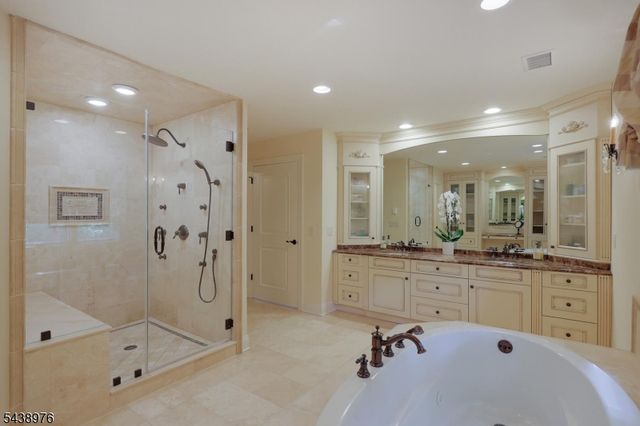 2 Estelle Pl, Cranford Twp., NJ 07016