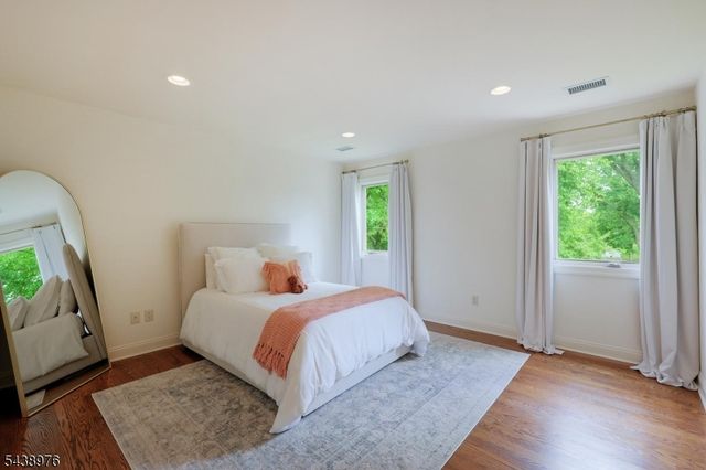 2 Estelle Pl, Cranford Twp., NJ 07016