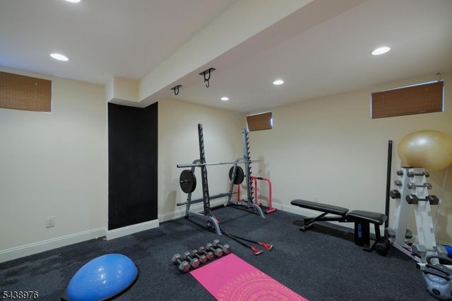 2 Estelle Pl, Cranford Twp., NJ 07016