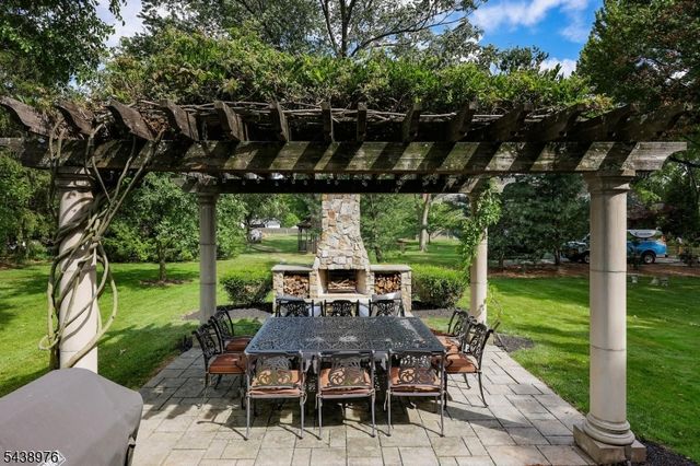 2 Estelle Pl, Cranford Twp., NJ 07016