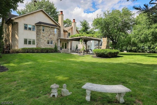2 Estelle Pl, Cranford Twp., NJ 07016