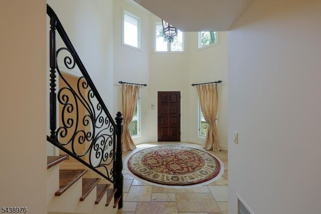 2 Estelle Pl, Cranford Twp., NJ 07016