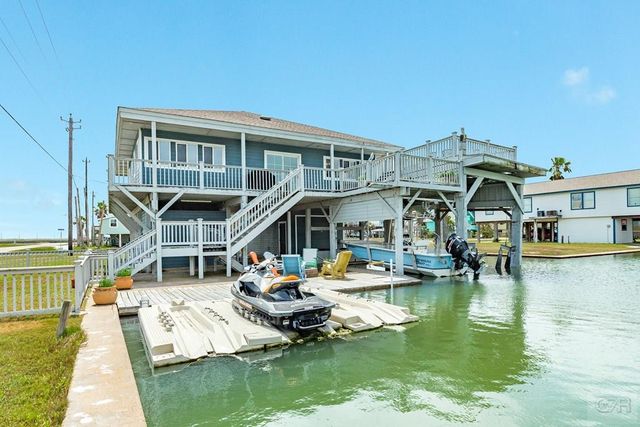 202 Schooner, Freeport, TX 77541