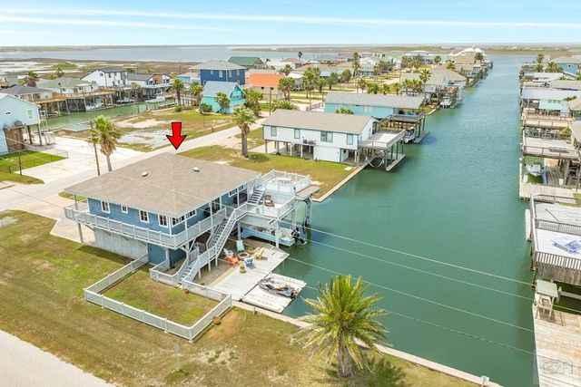 202 Schooner, Freeport, TX 77541