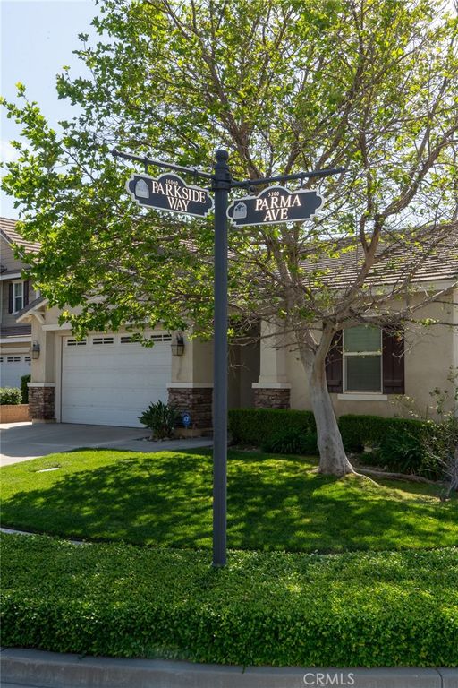 Image 3 of property listing at 5352 Parma, Fontana, CA 92336