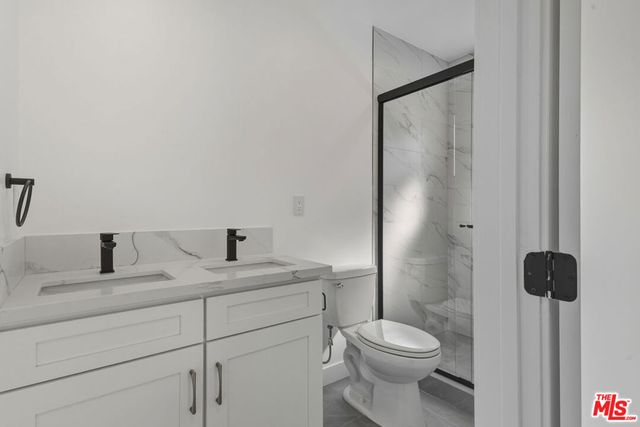 14165 Erwin Street, Van Nuys, CA 91401