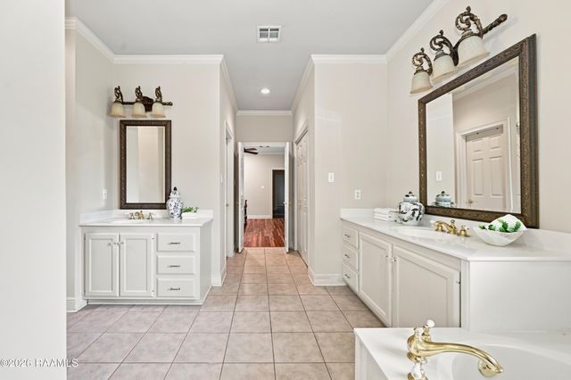 202 Doyle Drive, Lafayette, LA 70508