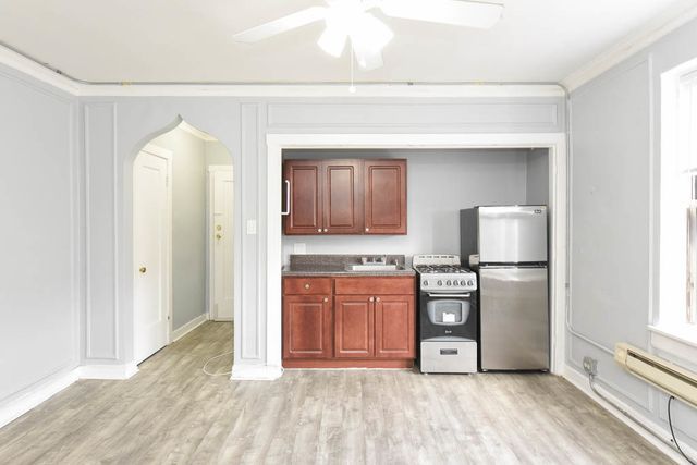 4735 N Beacon Street 407, Chicago, IL 60640