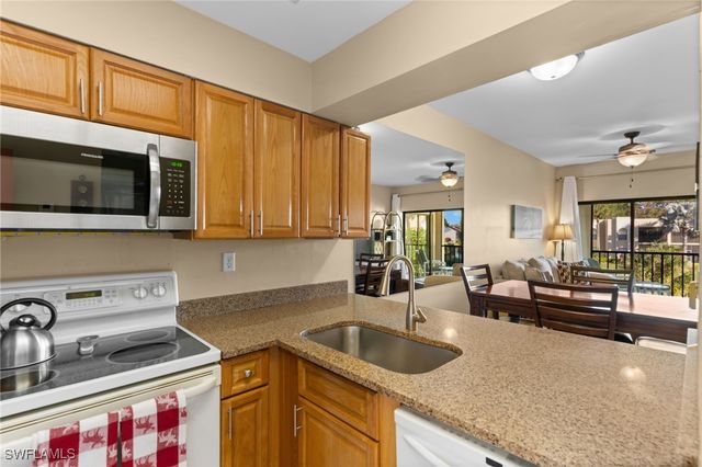 3324 Olympic DR 322, Naples, FL 34105