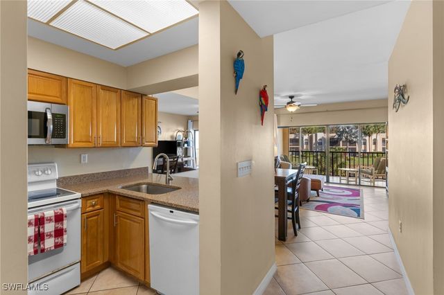 3324 Olympic DR 322, Naples, FL 34105