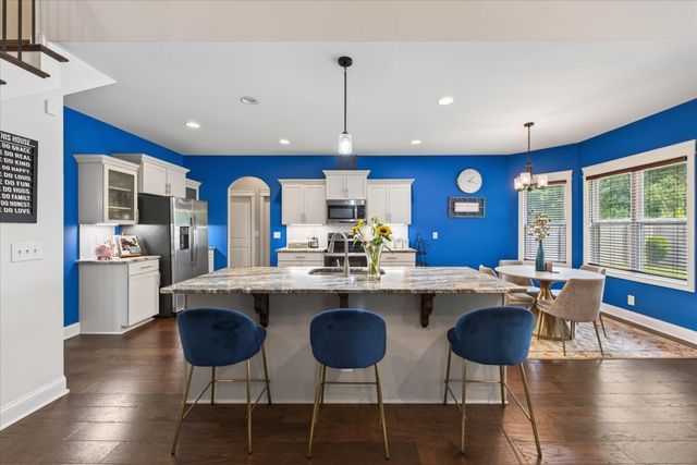 950 Terrace Creek Ln, Clarksville, TN 37040