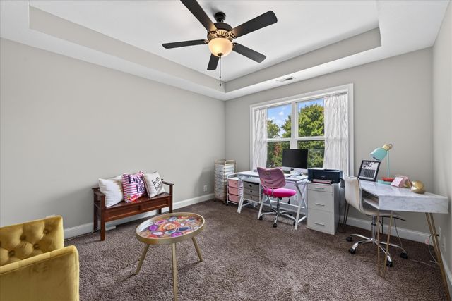 950 Terrace Creek Ln, Clarksville, TN 37040