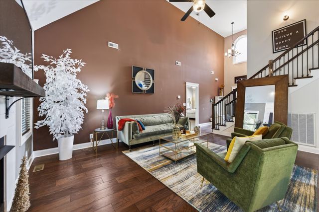 950 Terrace Creek Ln, Clarksville, TN 37040