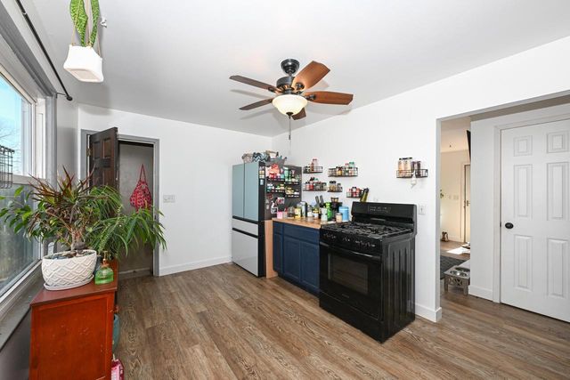 4922 W Norwich COURT, Milwaukee, WI 53220