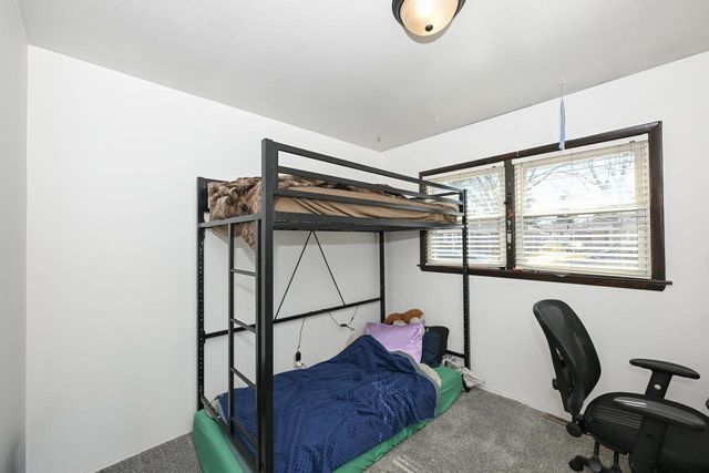 4922 W Norwich COURT, Milwaukee, WI 53220