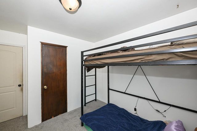 4922 W Norwich COURT, Milwaukee, WI 53220