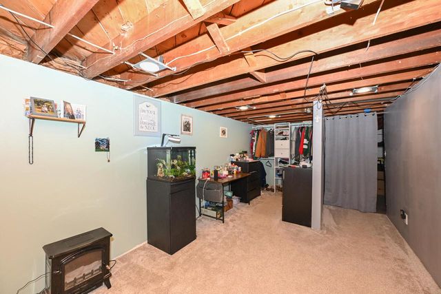 4922 W Norwich COURT, Milwaukee, WI 53220