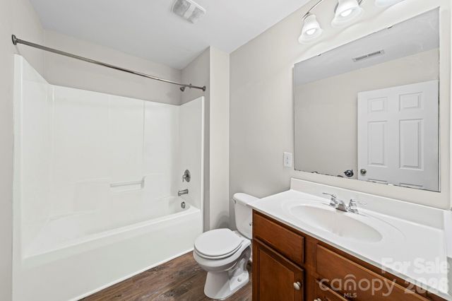 917 Standen Place Court, Pineville, NC 28134