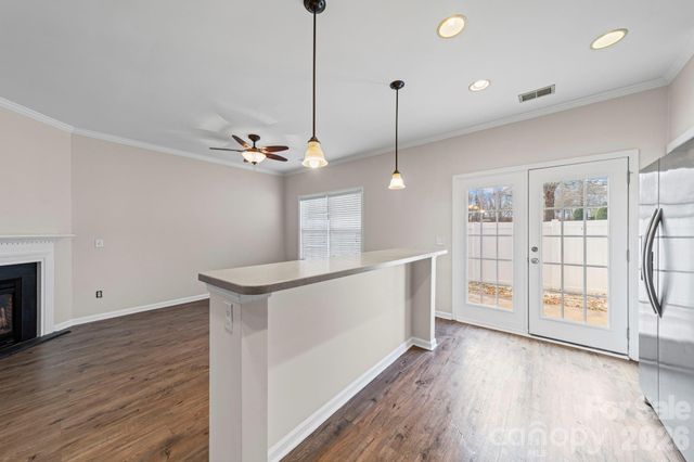 917 Standen Place Court, Pineville, NC 28134