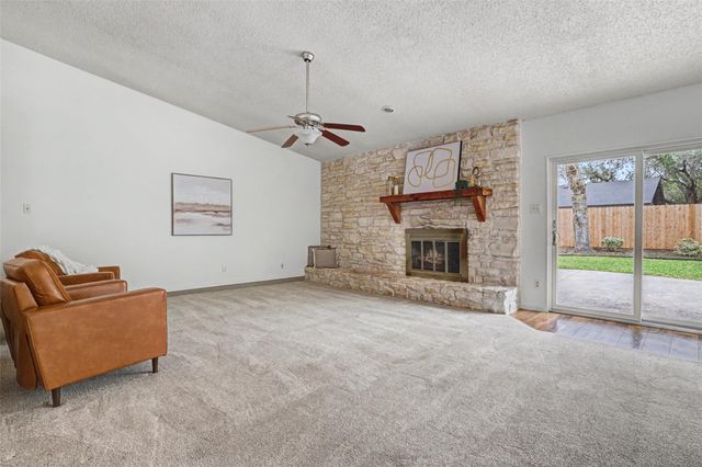 504 Ridgecrest RD, Georgetown, TX 78628