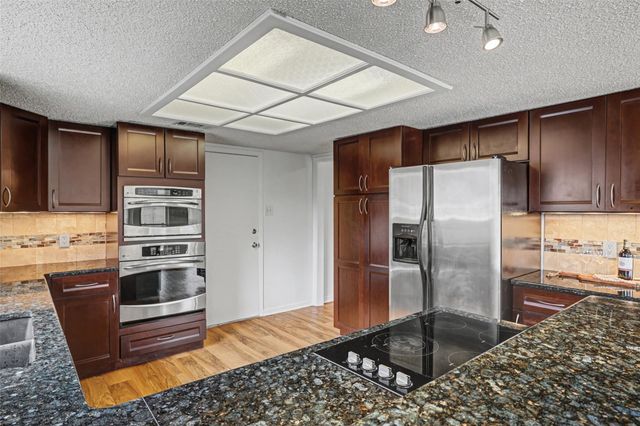 504 Ridgecrest RD, Georgetown, TX 78628