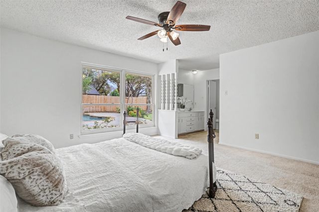 504 Ridgecrest RD, Georgetown, TX 78628