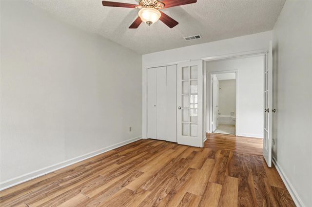 504 Ridgecrest RD, Georgetown, TX 78628