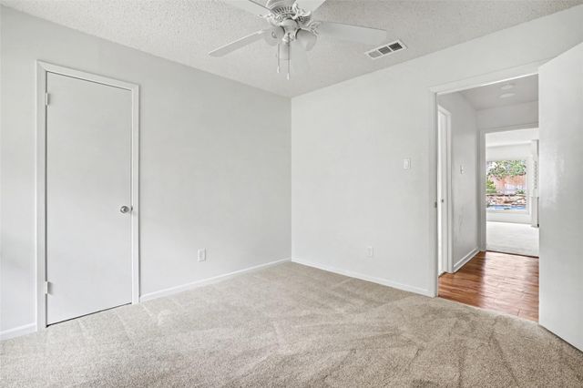 504 Ridgecrest RD, Georgetown, TX 78628