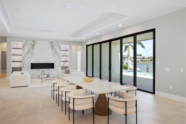 1806 Mooringline Drive, Vero Beach, FL 32963