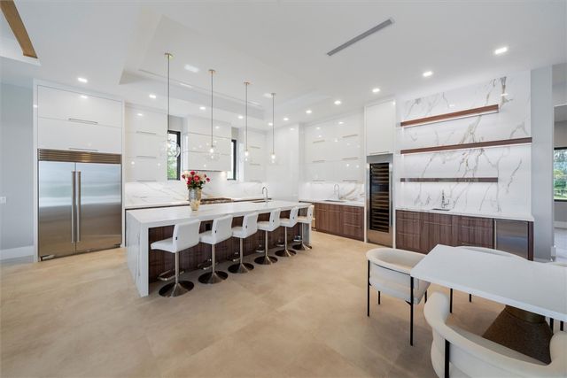 1806 Mooringline Drive, Vero Beach, FL 32963