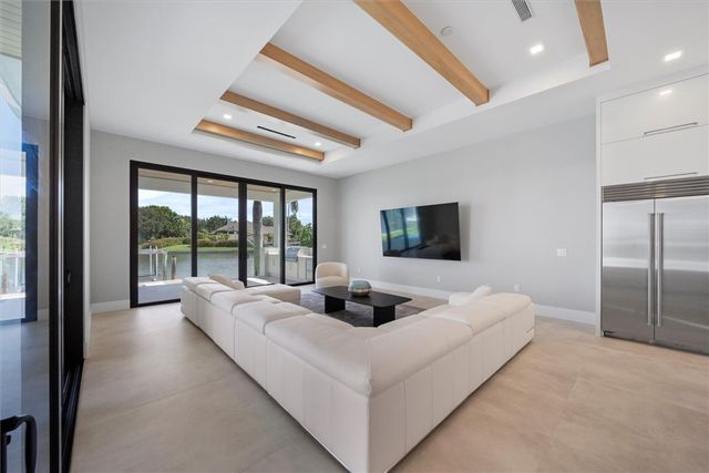 1806 Mooringline Drive, Vero Beach, FL 32963