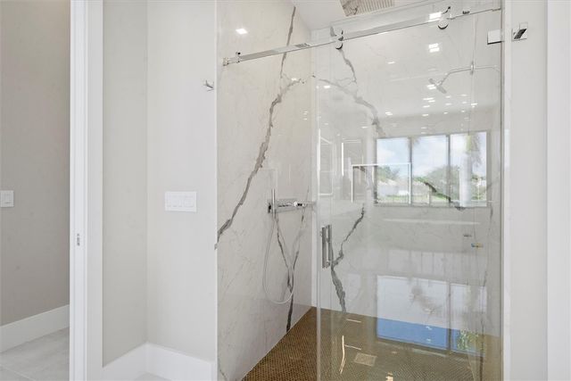 1806 Mooringline Drive, Vero Beach, FL 32963