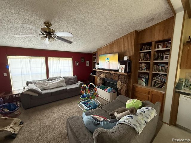 40 Bellwood, Swartz Creek, MI 48473