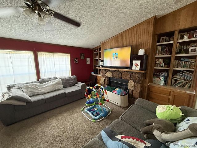 40 Bellwood, Swartz Creek, MI 48473