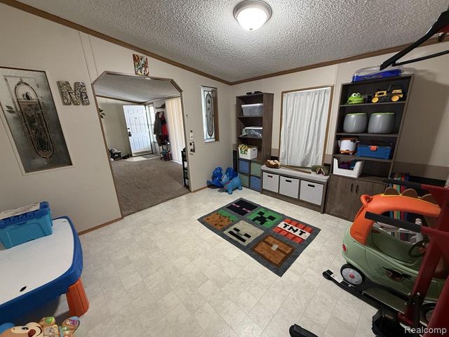 40 Bellwood, Swartz Creek, MI 48473