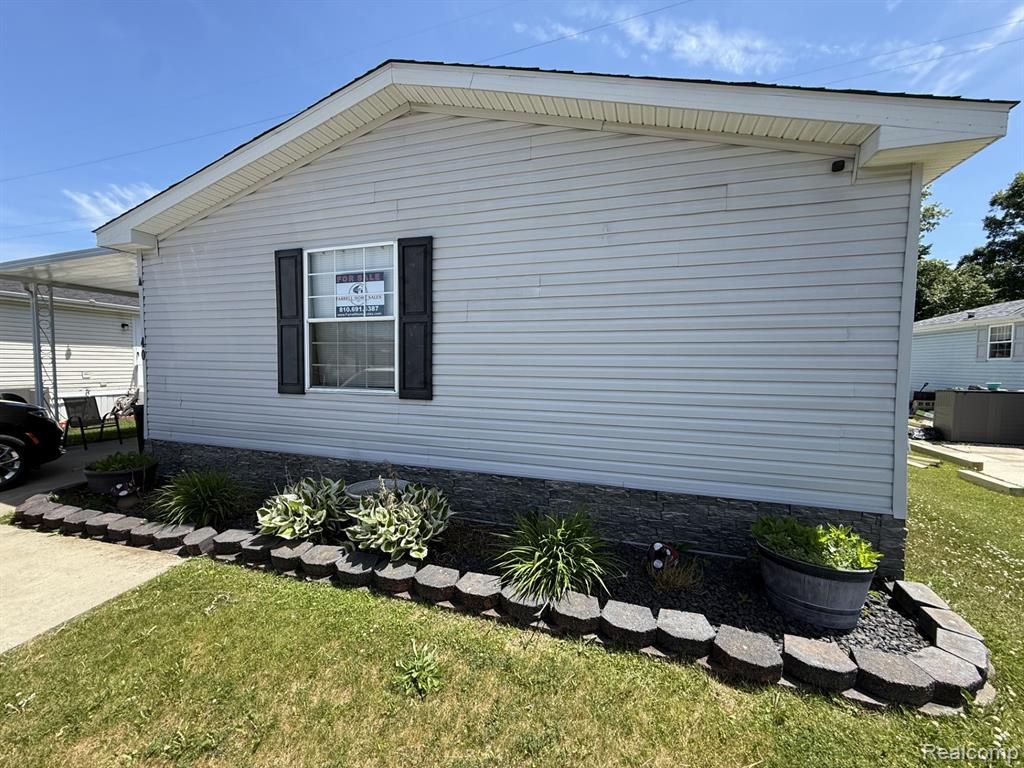 40 Bellwood, Swartz Creek, MI 48473