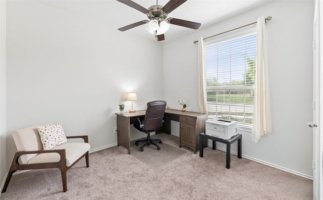 400 Sandhurst Drive, Fort Worth, TX 76036