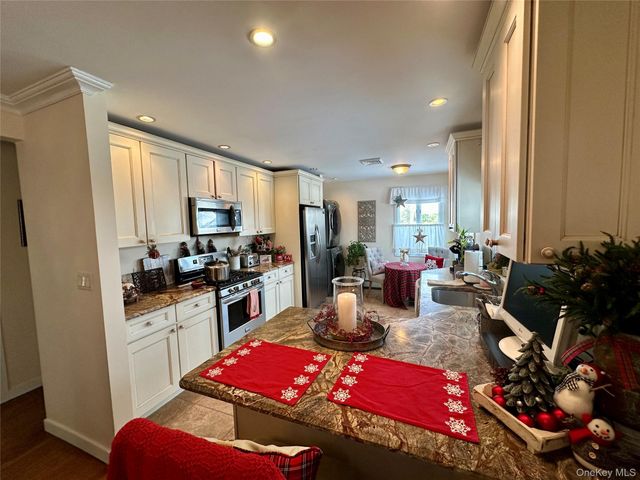 11 Talmadge Court 1, Monroe, NY 10950