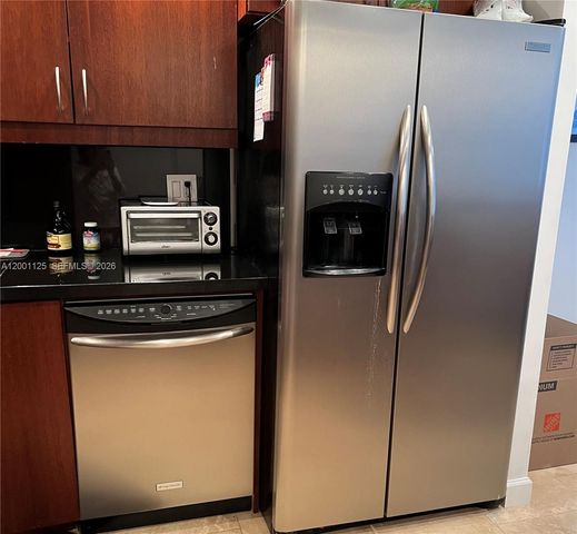 2333 Brickell Ave 1803, Miami, FL 33129