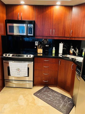 2333 Brickell Ave 1803, Miami, FL 33129