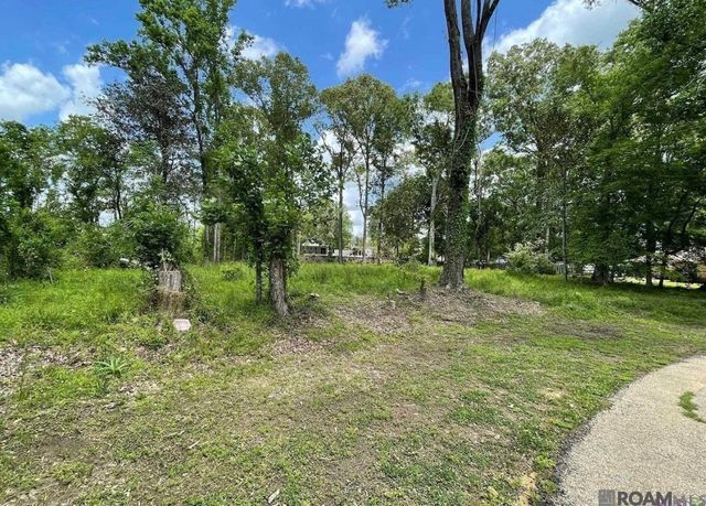 10911 Suncrest Ave, Baton Rouge, LA 70818