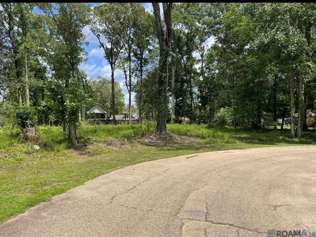 10911 Suncrest Ave, Baton Rouge, LA 70818